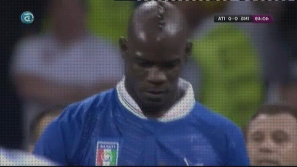 Review de ballotelli escopeta