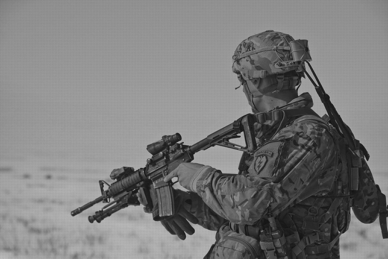 Mejores 13 camuflajes militares bajo análisis