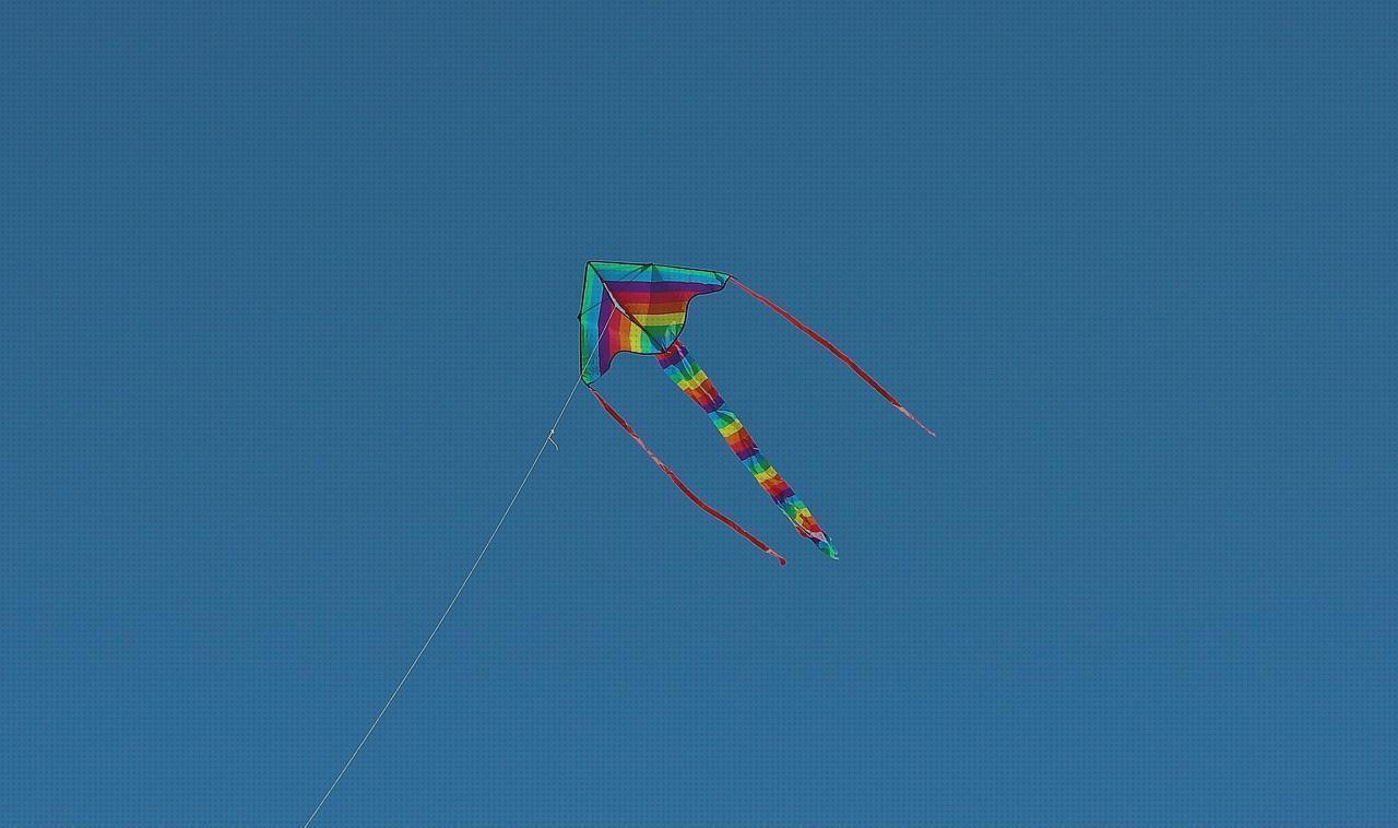 Las mejores marcas de deportivas arco iris